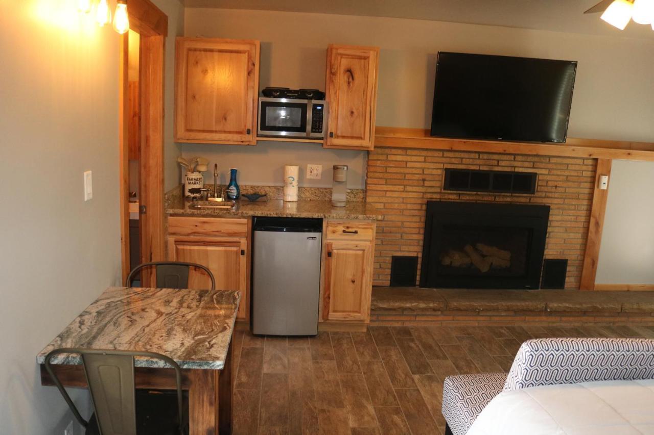 Columbine Inn (Adults Only) Estes Park Bagian luar foto