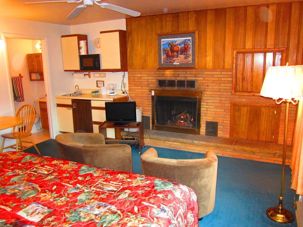 Columbine Inn (Adults Only) Estes Park Bagian luar foto